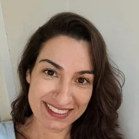 Dra. Mariana Costa